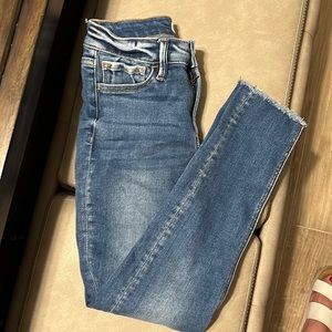 Like new designer skinny jeans. Brand: Vermet